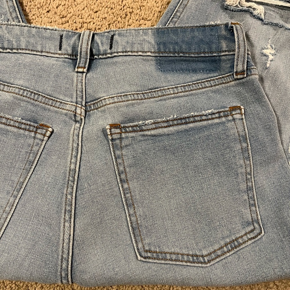 Abercrombie mom jeans